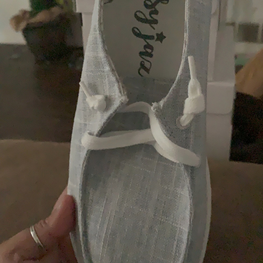 Light Grey Canvas shoes